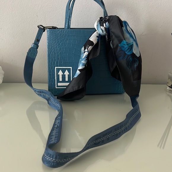 Handbags - Off white blue hand and crossbody shoulder bag